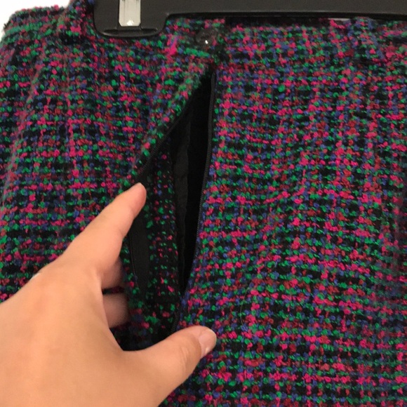 ๐Last Call Before Donation๐ Vintage colourful tweed wool blend mini skirt - Picture 6 of 11